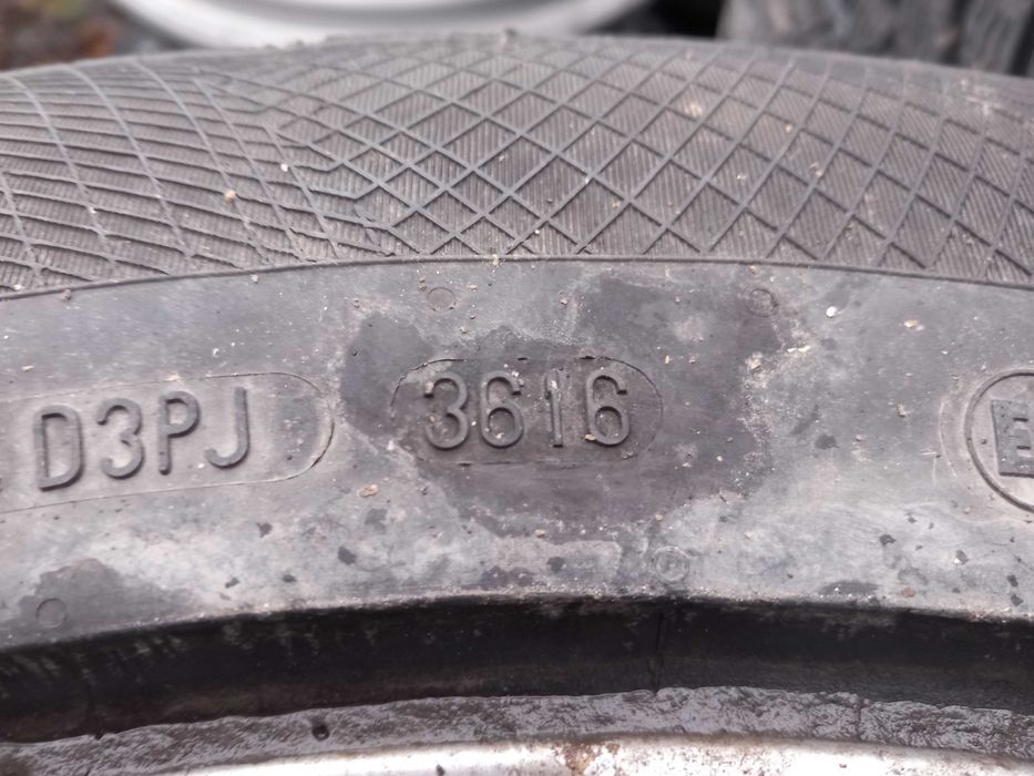 Set 4 Anvelope Iarna Continental WinterContact 235 60 R18 ci97