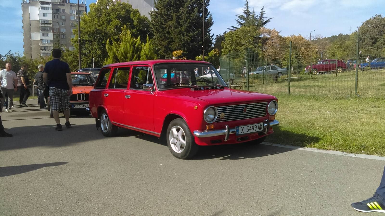 Ретро автомобили под наем със шофьор