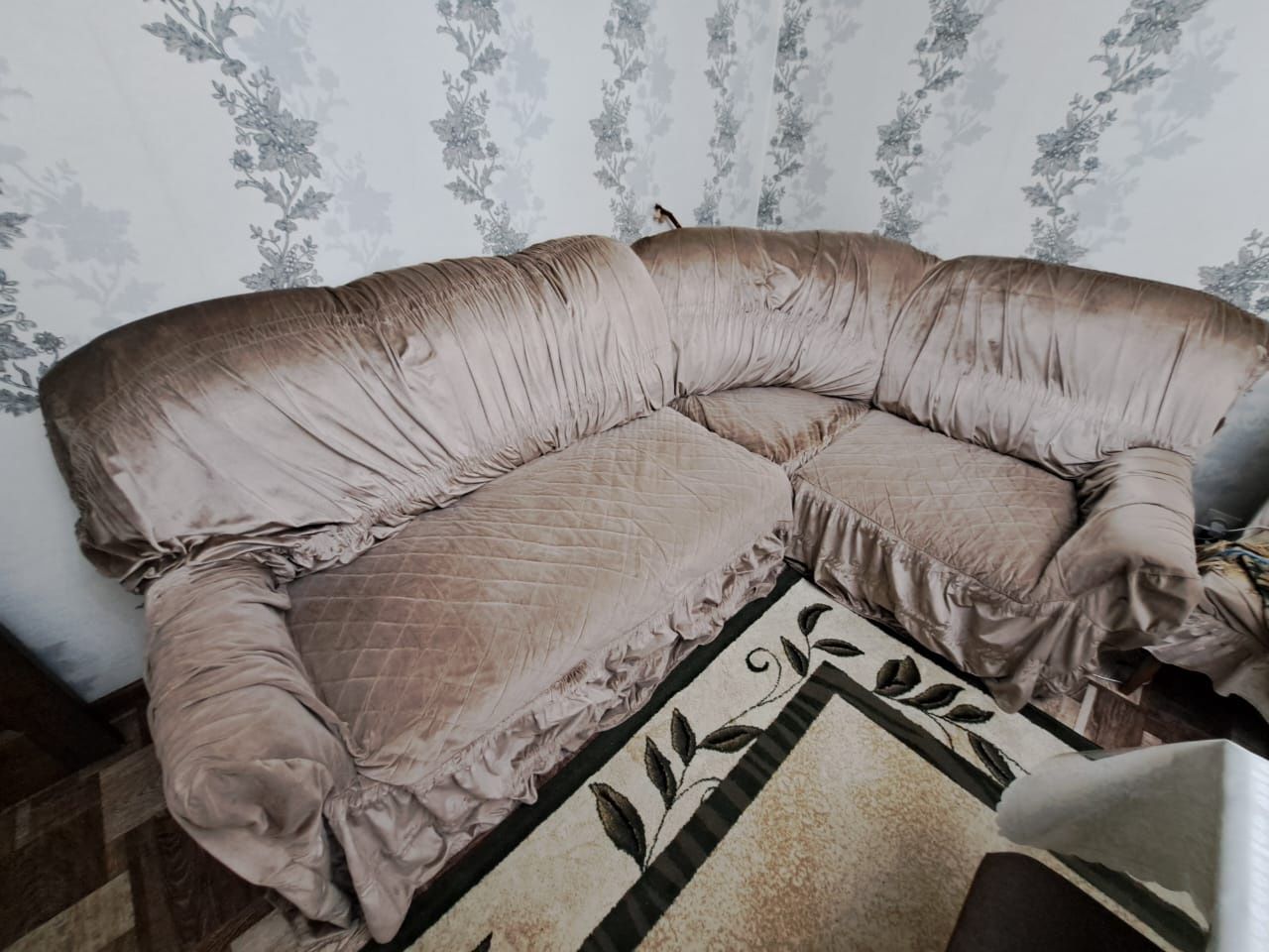 угловой раскладной диван