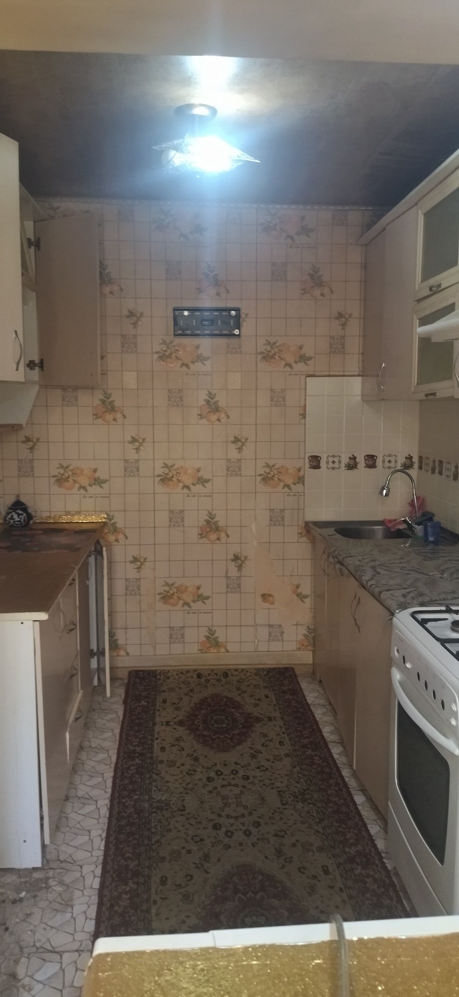 Согдиана 2х-комнатная квартира.Срочно продаётся.