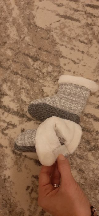 Combinezoane H&M bebelusi