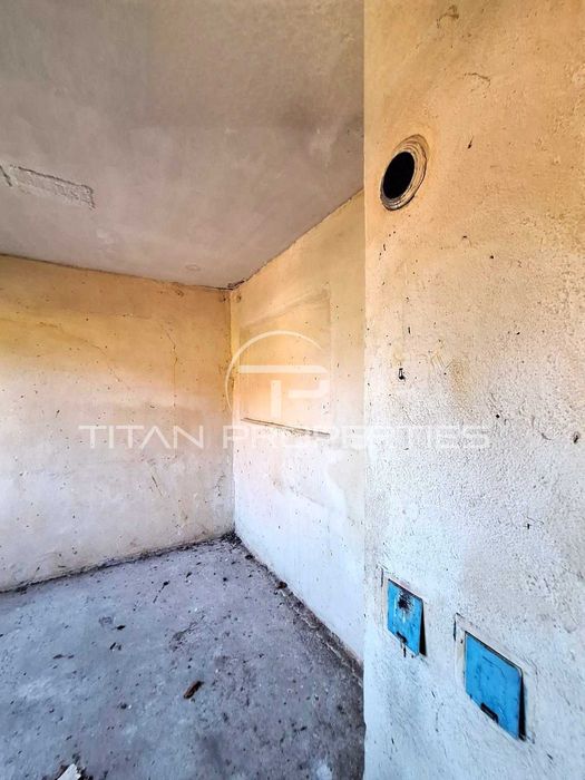 Едноетажна къща в село Беловица