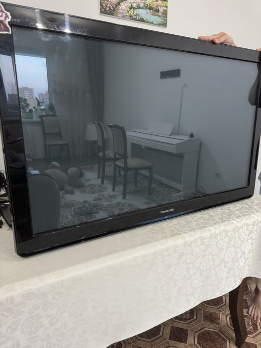 Телевизор Panasonic TX-PR42U30