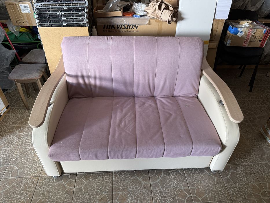 Продам удобный диван