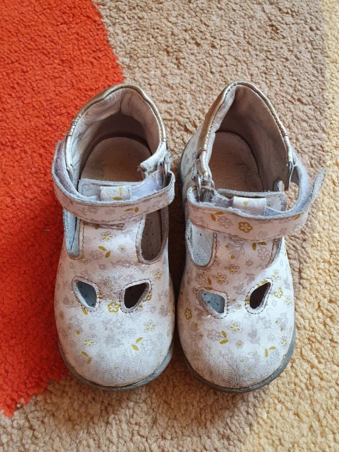 Pantofi deschi bebe bebelusi fata piele marime 22