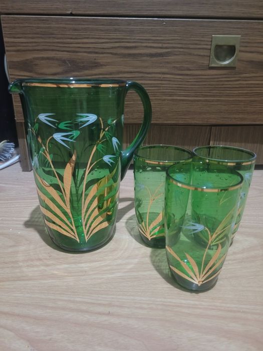 Компотница сотилади