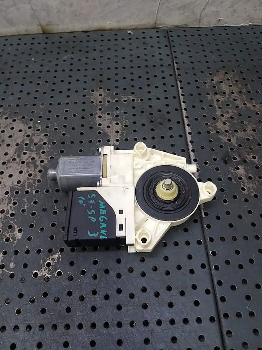 Motoras macara stanga spate renault megane 3 0130822330 827310002r 966362101 916830100
