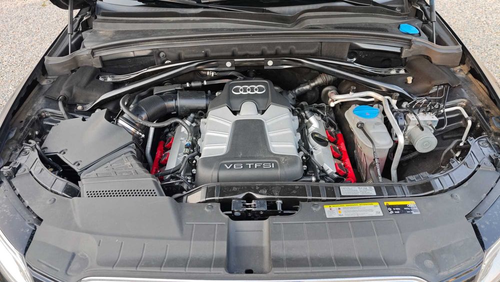EXECUTIVE/S-LINE/8ZF Кутия/Панорама/354 коня AUDI SQ5