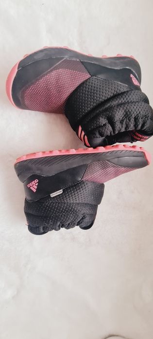 Cizmulițe Adidas, stare excelenta,  35 marime