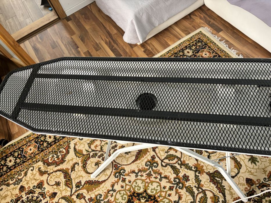 Masa de calcat profesionala cu ventilatie