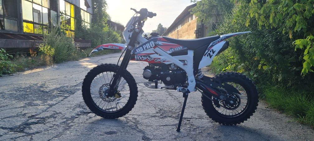 Cross 125cc cu pornire la buton cutie de viteză manuală cu livrare