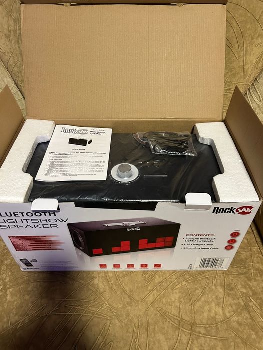 Boxă cu jocuri de lumini