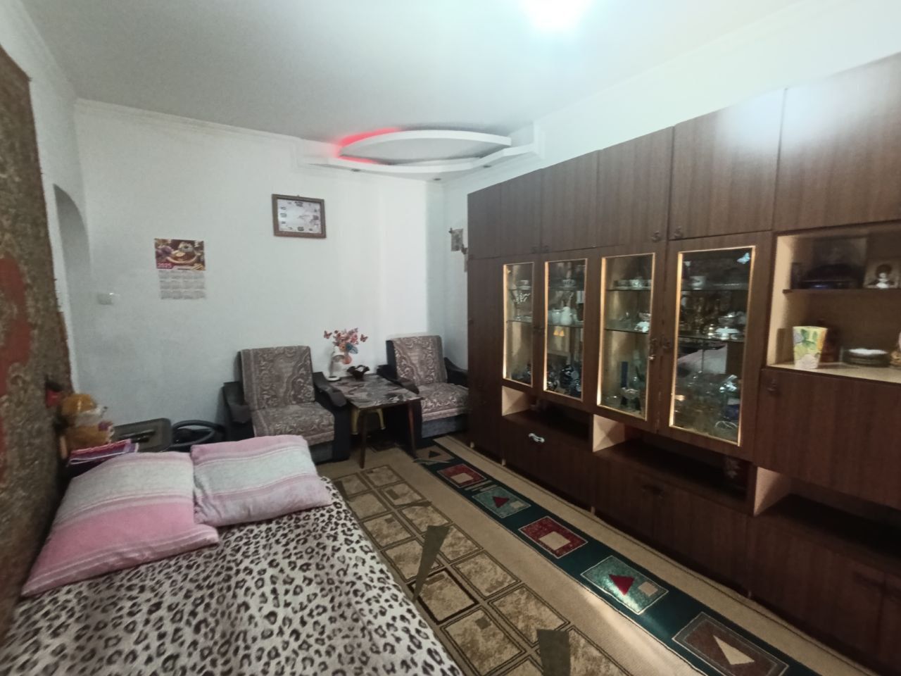 Продаю 3-х комнатную квартиру Сергели 5