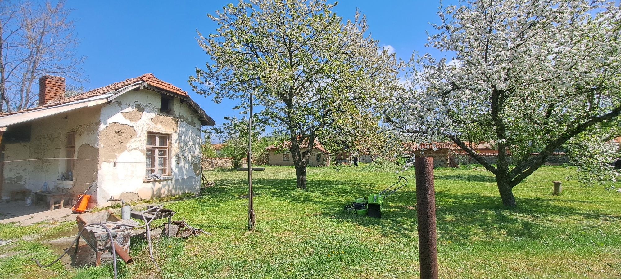 Продавам имот в село Долни Раковец