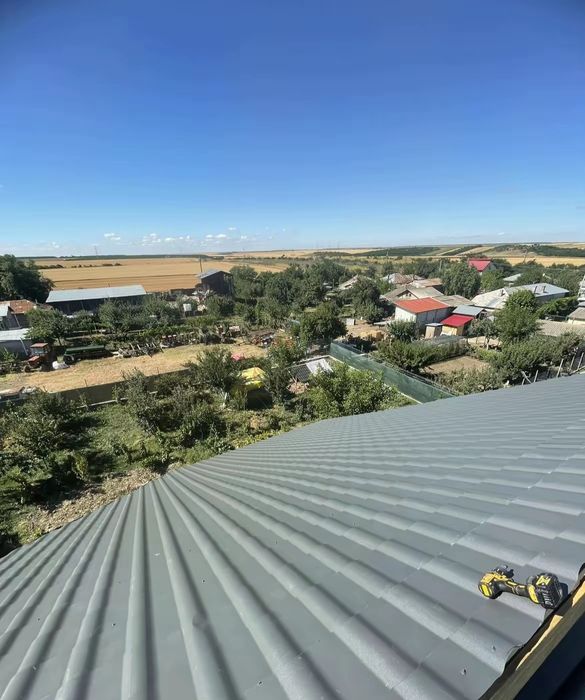 Specialisti in constructii acoperisuri, va oferim servicii complete de