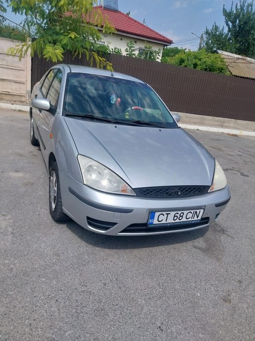 Vând Ford Focus 1.6 benzina