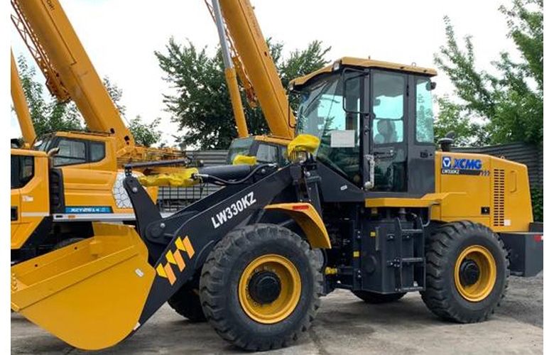 Услуги погрузчика, цену уточнять по тел