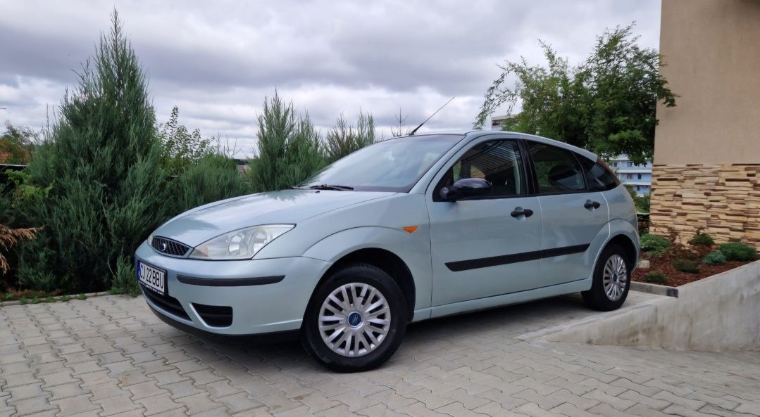 Vând Ford Focus 1.6 benzina (vand/schimb sau pt programul rabla)