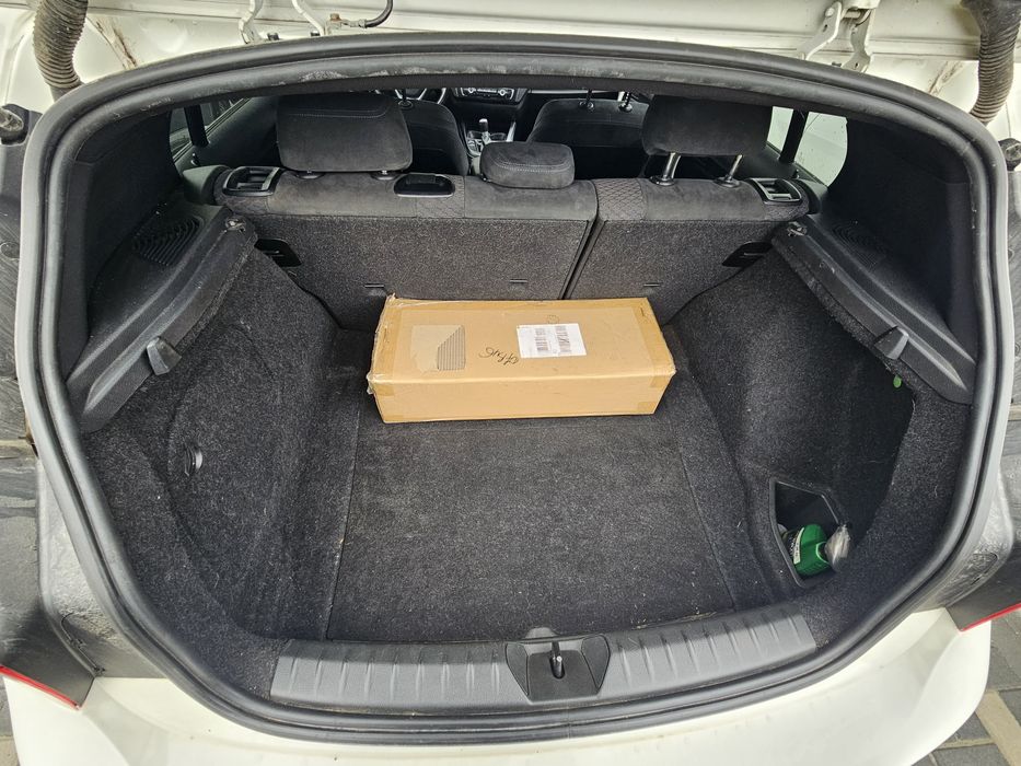 BMW seria 1 , motor 1.6 benzina