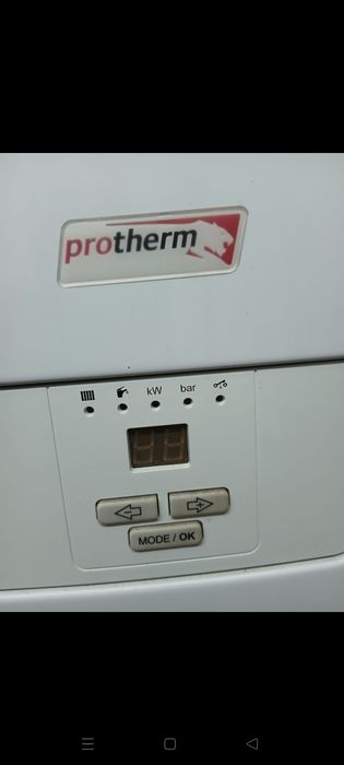 Centrala electrica  Proterm 24 kw ( folosită 1 an)  și boiler