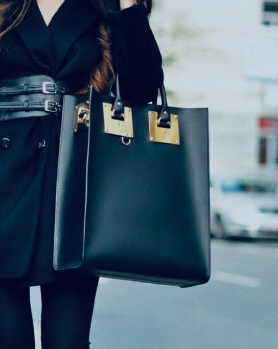 Дамска средно голяма чанта цвят черен