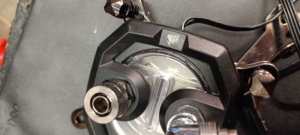 Водно охлаждане за видео карта и процесори