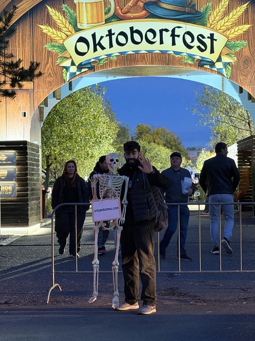 Content Creator super oferta, creare continut social media Pt SRL