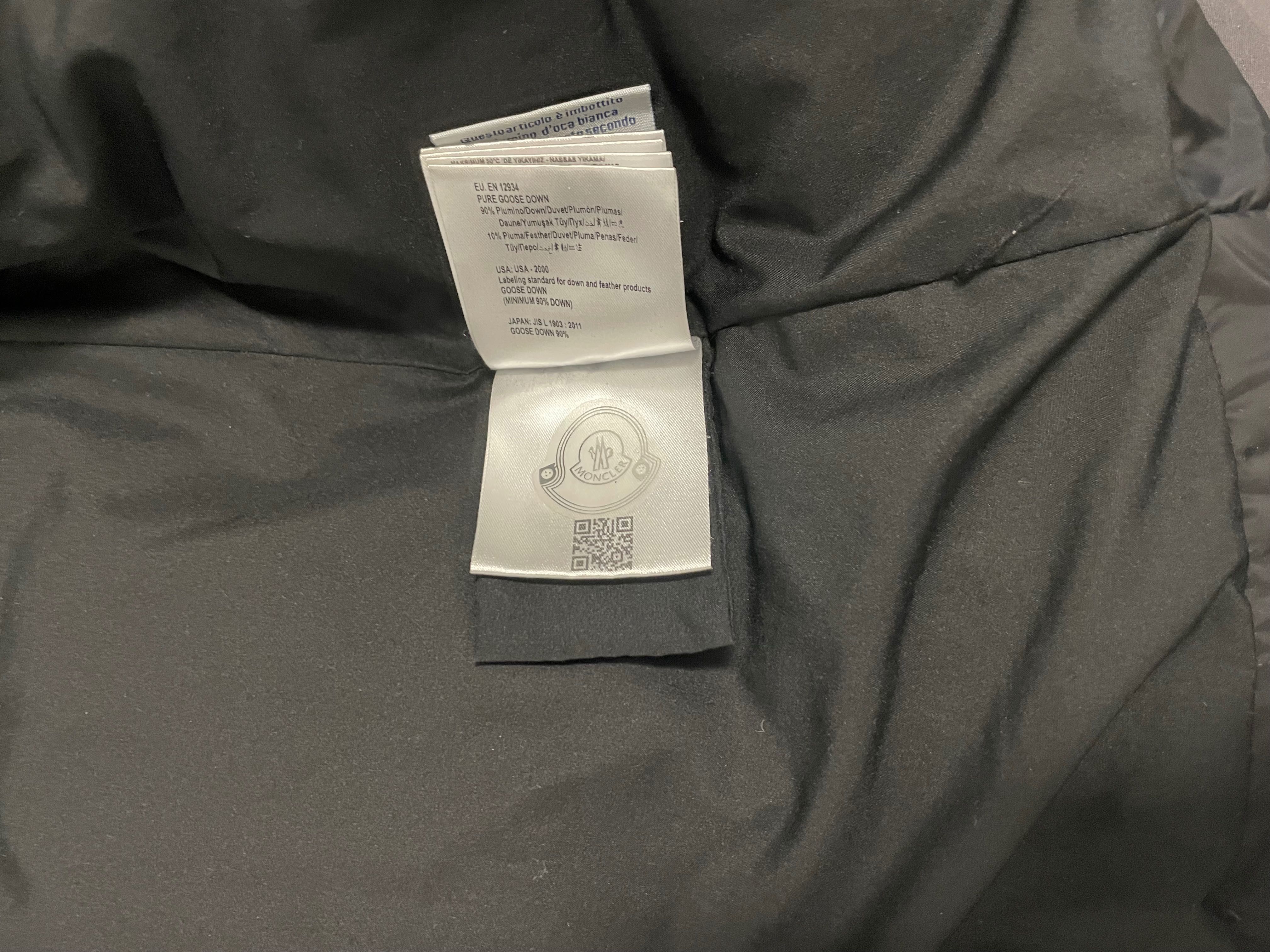 Зимна Шуба/MONCLER