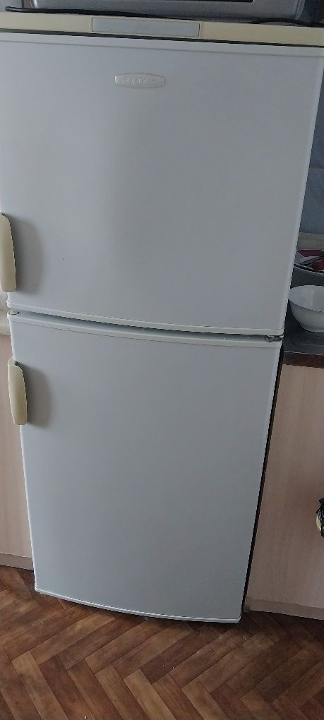 Продам бу шкаф  срочно