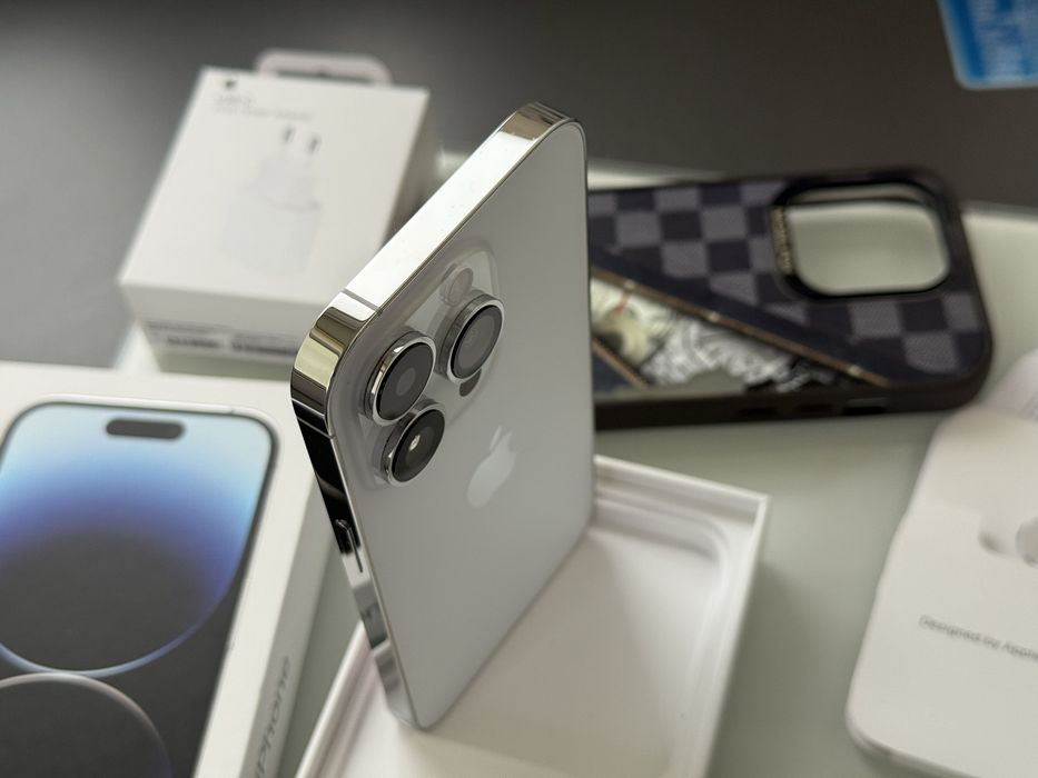 iPhone 14 Pro Silver 128GB Neverlocked•Full Box•