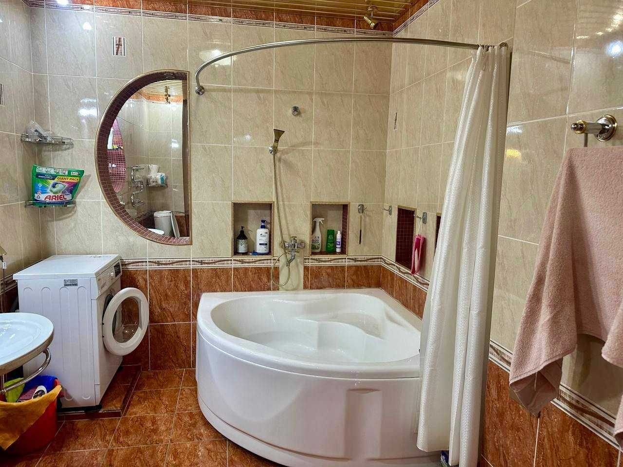 Банковский дом Нукусская бутик Гламур 125 кв.м