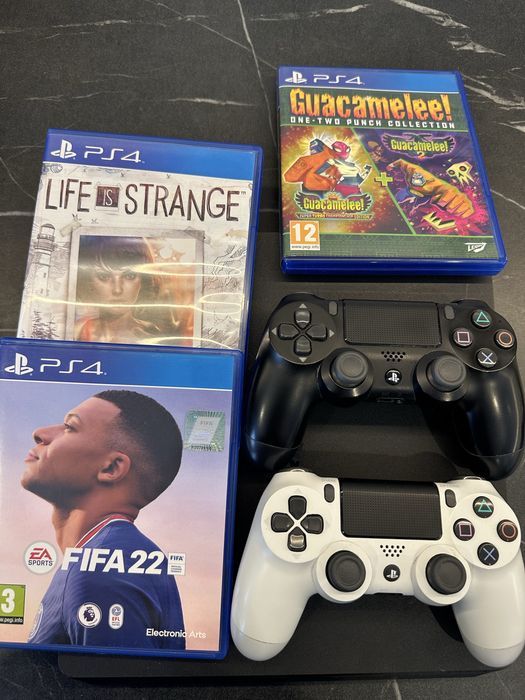Ps4 slim 500GB с два джойстика и 3игри