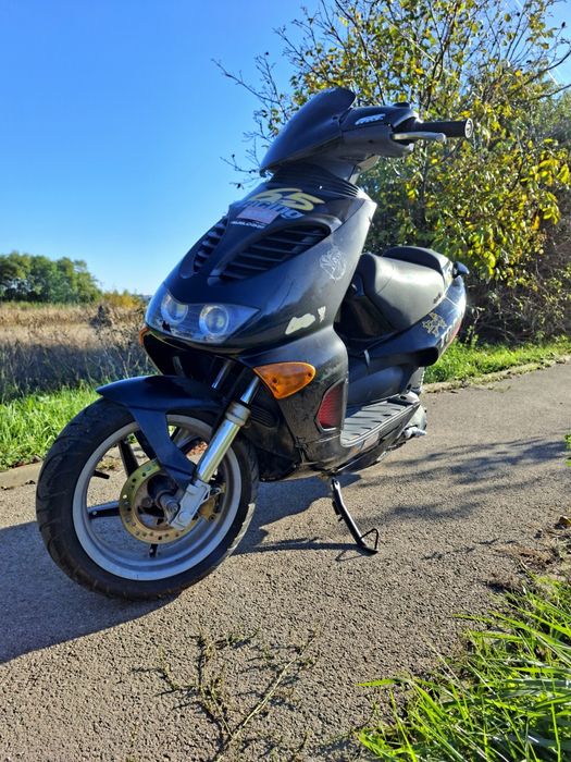 Scuter Aprilia SR2 80CC