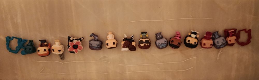 Kinder joy фигурки  осд чтобы увидеть всех нажмите на фото их много!!!