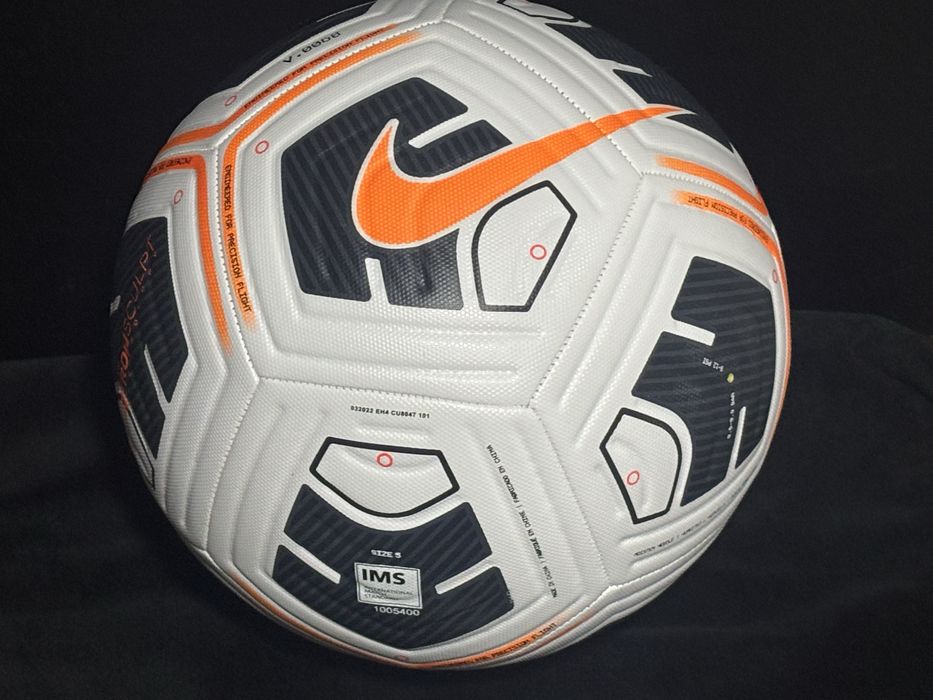 Minge nike academy team FA24 size 5