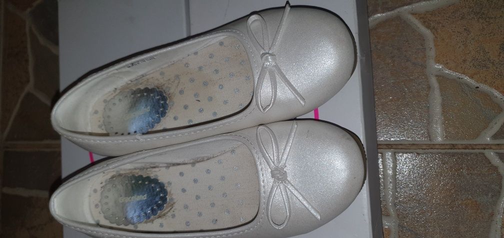 Pantofi eleganti nr 35, stare impecabila ca noi in cutie