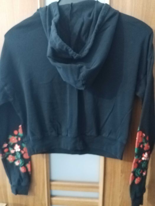 Hanorac cu gluga si imprimeu cu flori