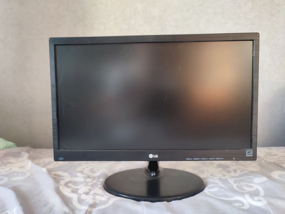 Монитор 20m38a-b 1600x900 60 hz
