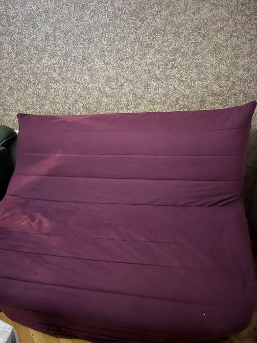 Разтегателен диван