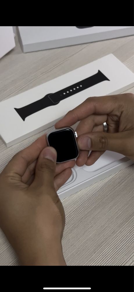 Apple Watch SE 10 новый в коробке
