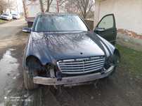 Продавам mercedes w211 2.2 cdi на части