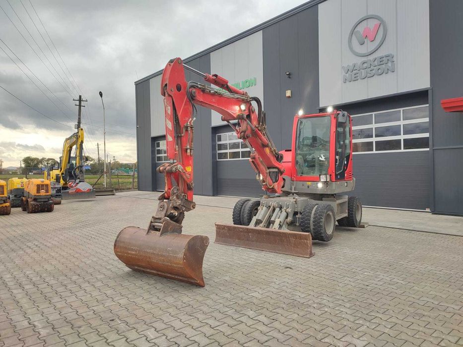 Excavator pe roti Wacker Neuson EW65 cu Powertilt