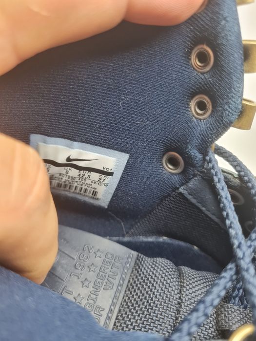 Обувки Nike AF1 Duckboot

Носени няколко пъти. Като нови.

Размер 42.5