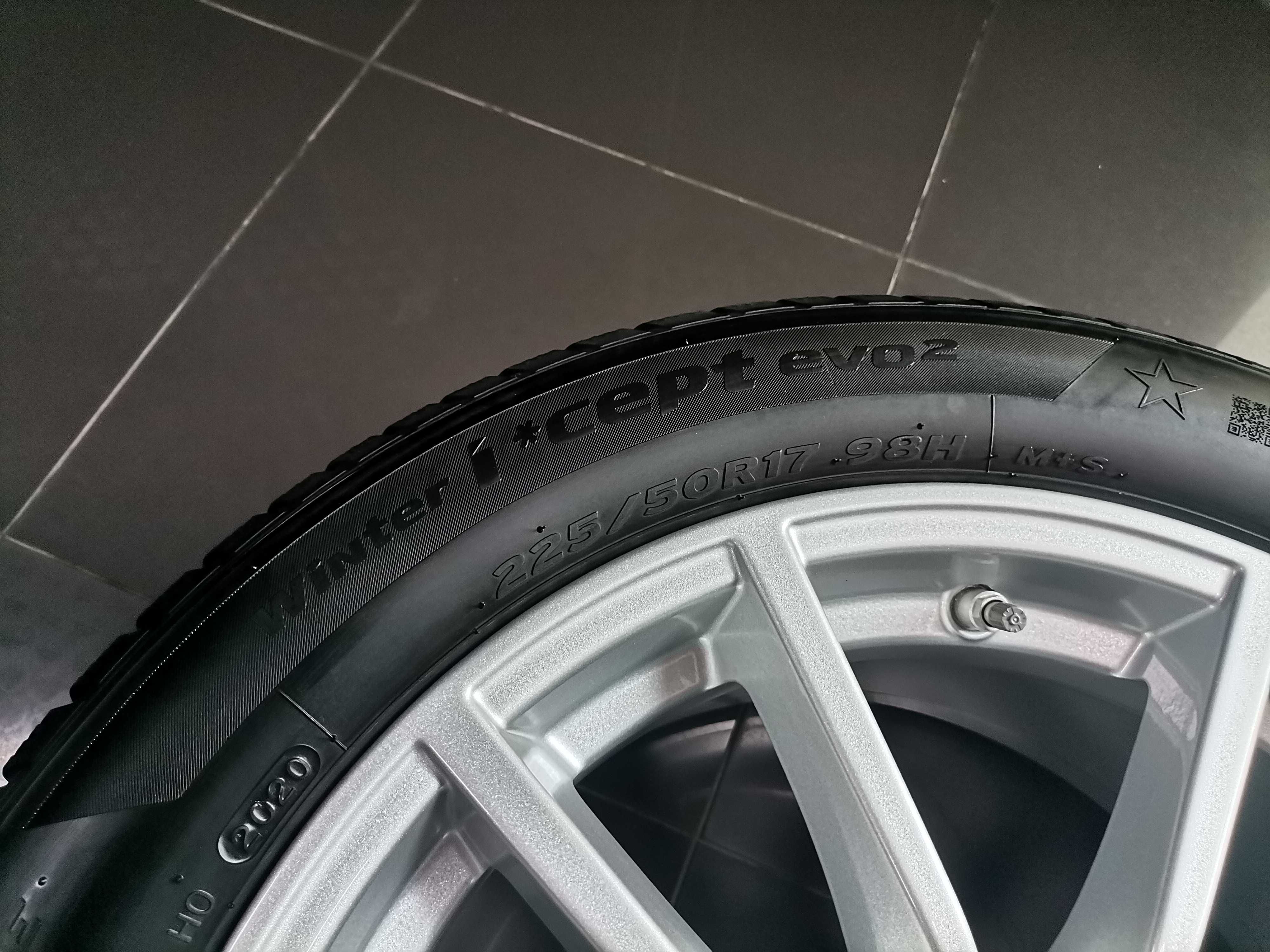 17” Зимен К-т BMW Джанти 778 Гуми Hankook Датчици G20 G21 G22 G23 G42