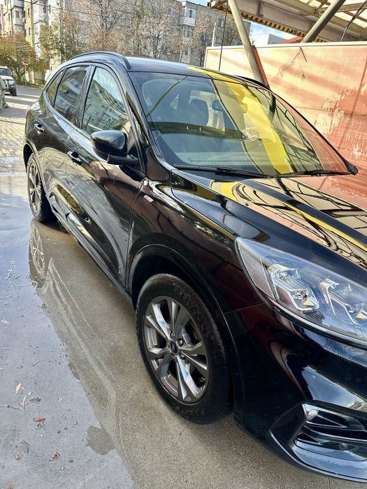 Ford kuga st line