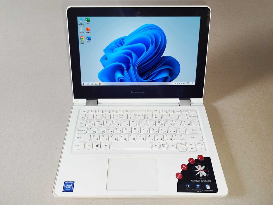Ноутбук Lenovo Yoga 300 Сенсорный экран трансформер планшет SSD 128 GB