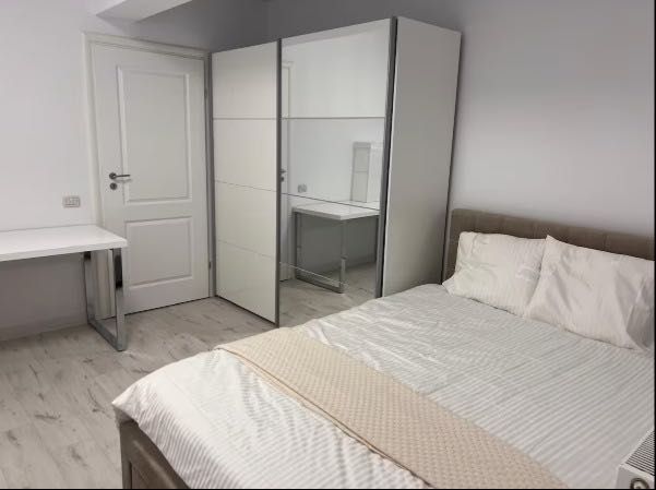 Apartment de inchiriat