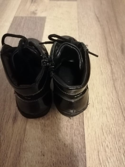 Ghete negre, din piele, mărimea 27