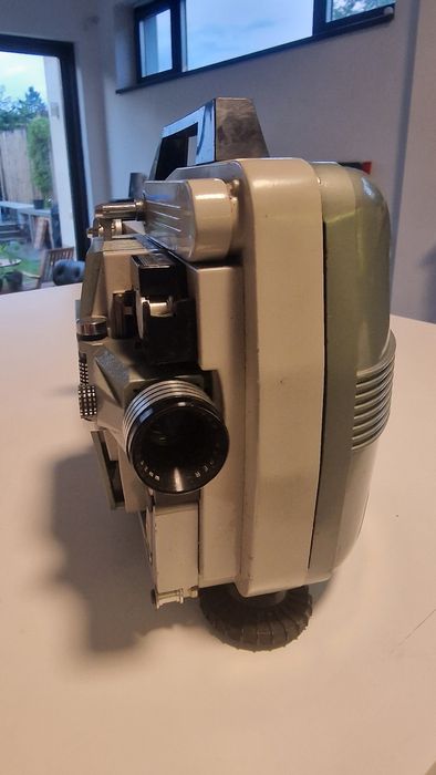 Proiector vintage film 8mm