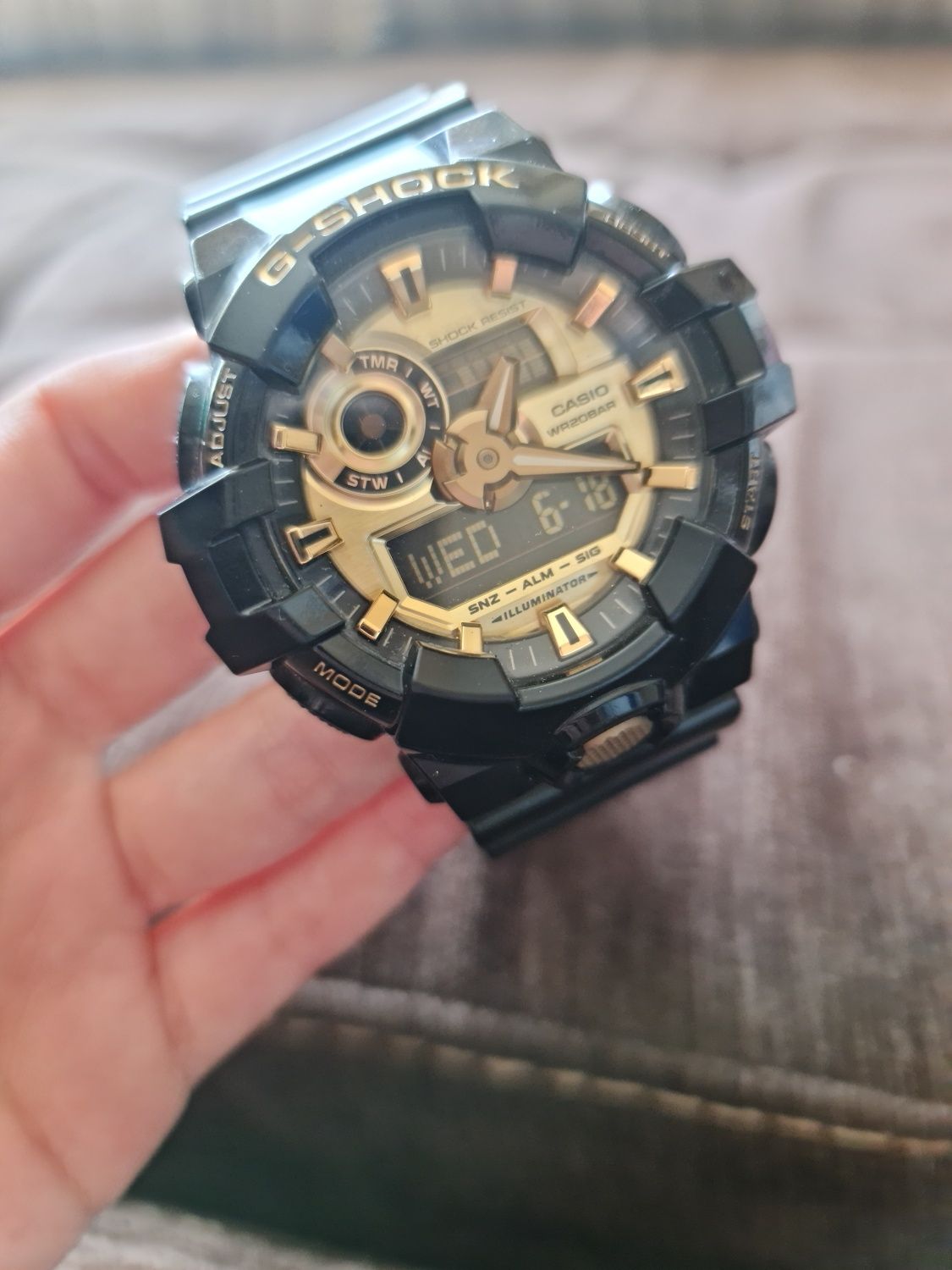 G-SHOCK чисто нов мъжки часовник